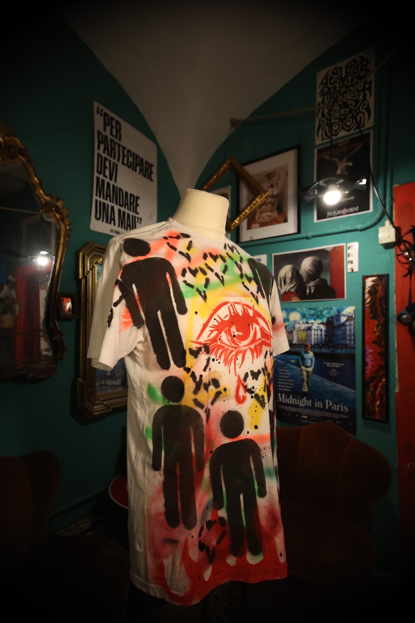 T-Shirt Handmade "Wall" - Avantgarde