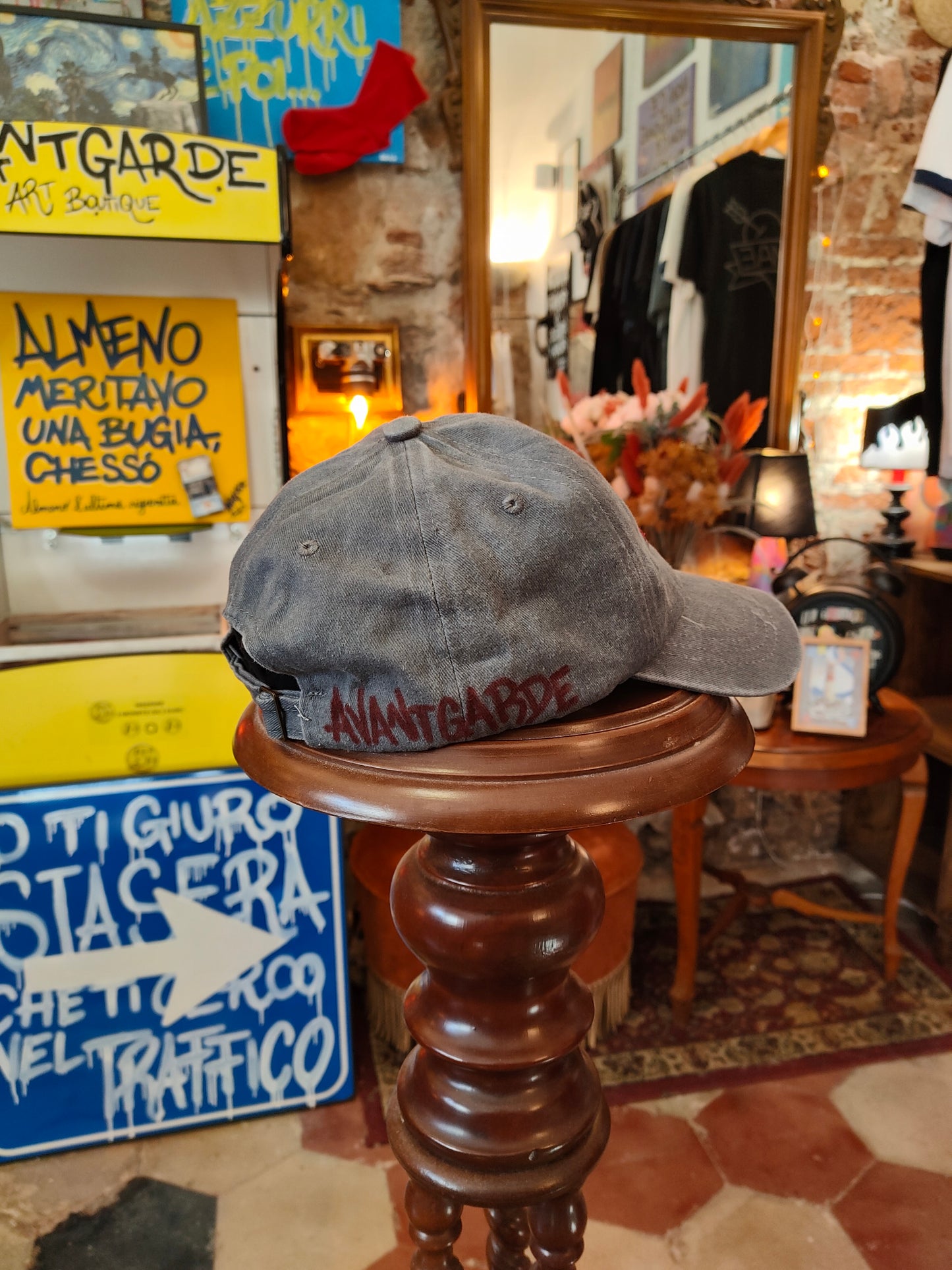 Cappello Ricamato "451 II" - Avantgarde