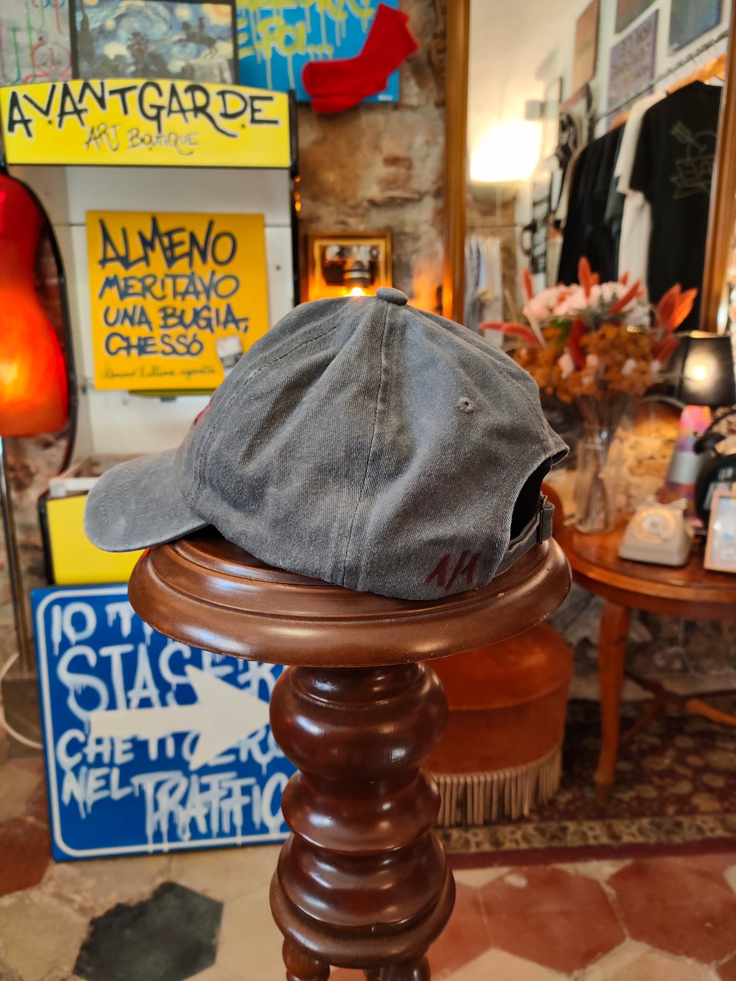 Cappello Ricamato "451 II" - Avantgarde