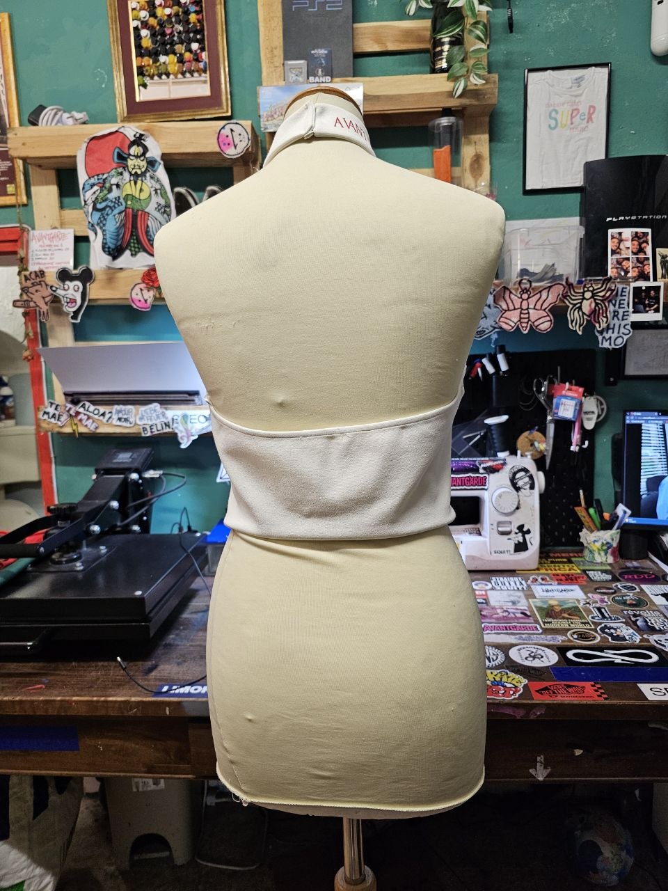 Top Handmade "Hirtex" - Avantgarde