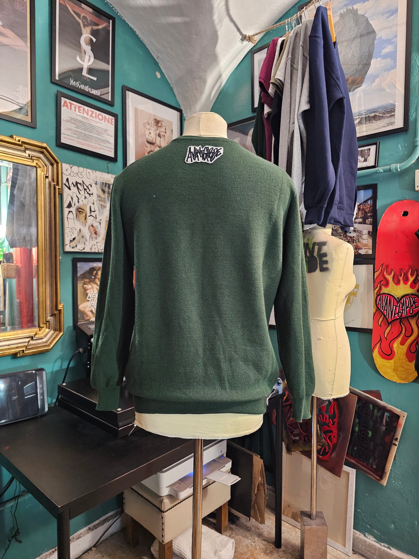 Sweater "Stancil3" - Avantgarde