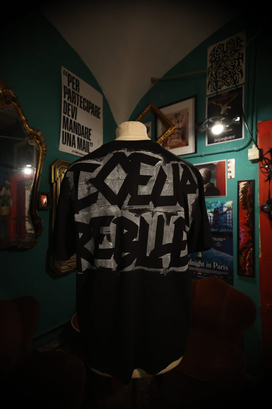 T-Shirt Oversize "Coeur Rebelle" - Avantgarde
