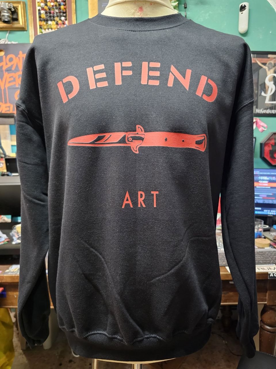 Felpa Handmade "DEFEND" - Avantgarde