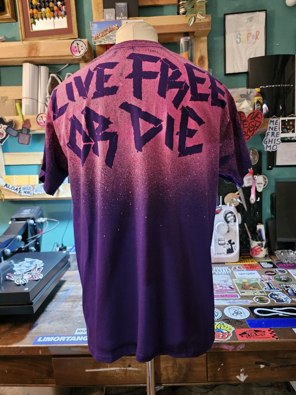 T-Shirt Handmade "Live Free" - Avantgarde