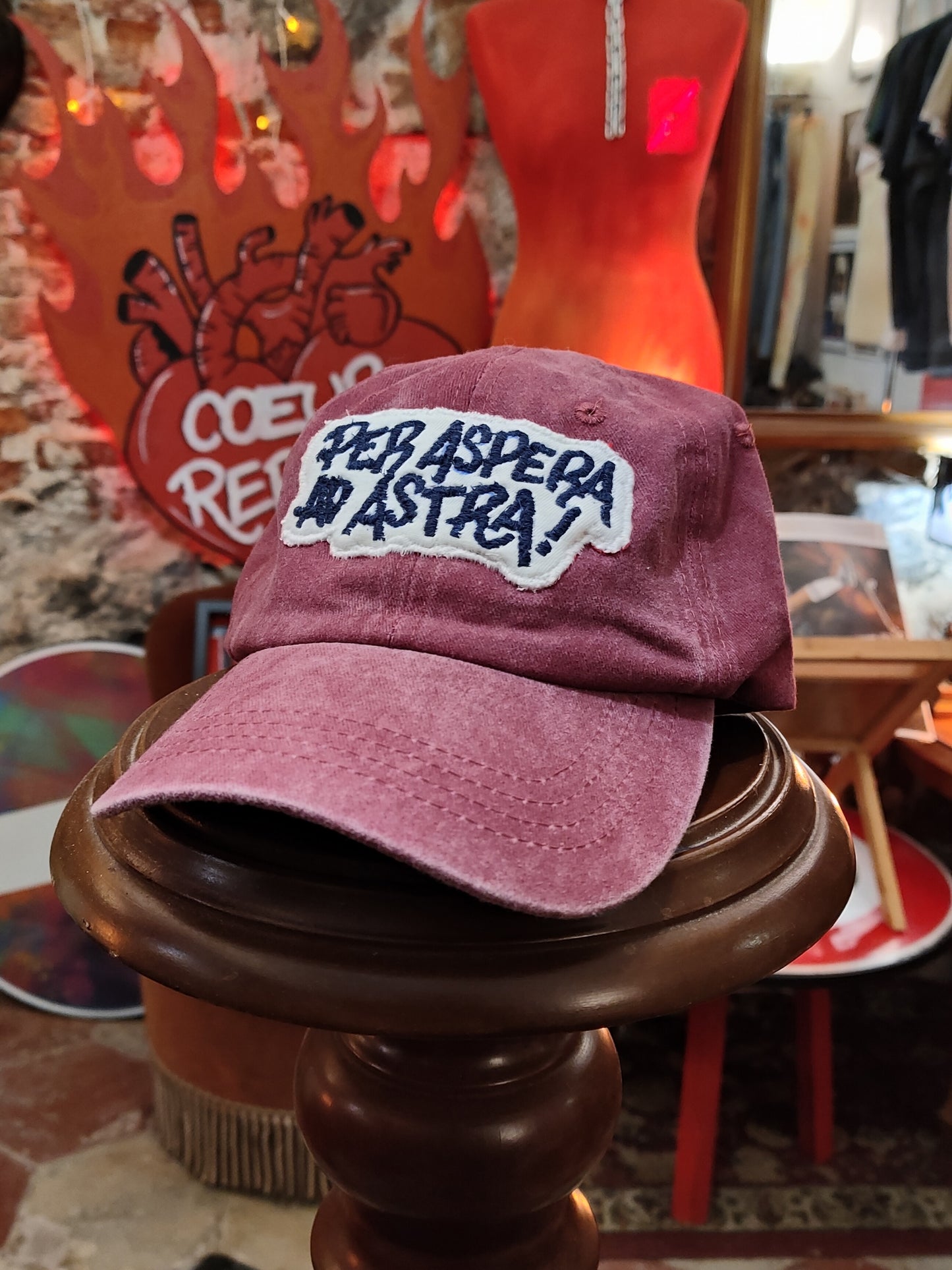 Cappello Ricamato "Per Aspera" - Avantgarde