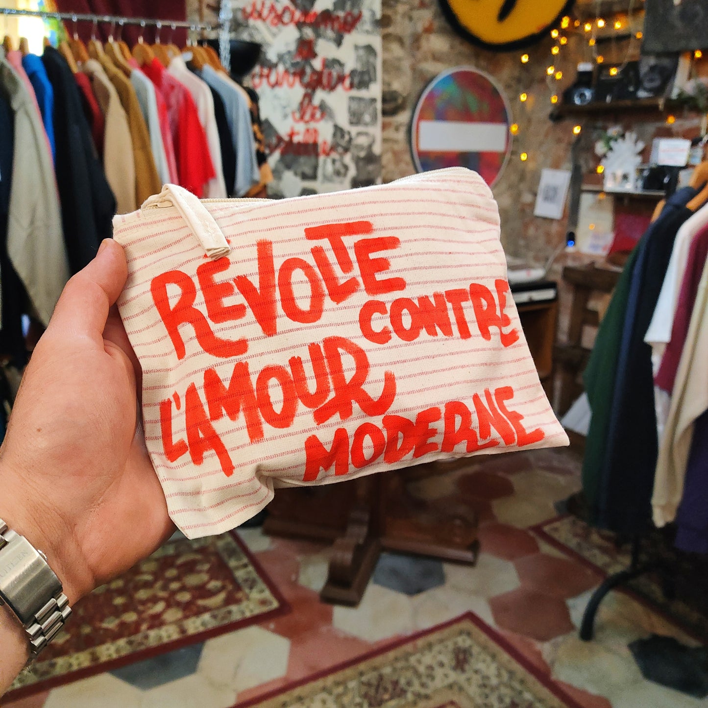 Pochette "Révolte contre l'amour moderne" - Avantgarde